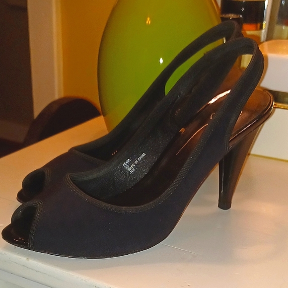 Donald J. Pliner Shoes - Donald J. Pliner Fenia black stretch fabric slingback pumps high heels size 7.5